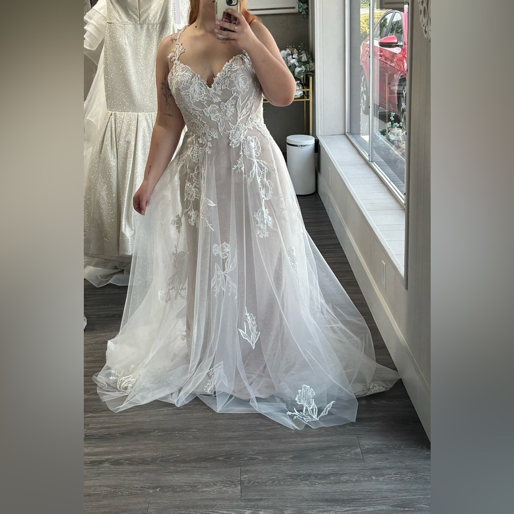 Madi Lane Wedding Dress